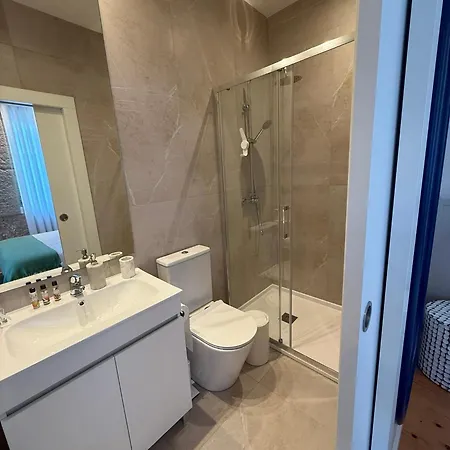 לינה וארוחת בוקר O Laranjal 3*