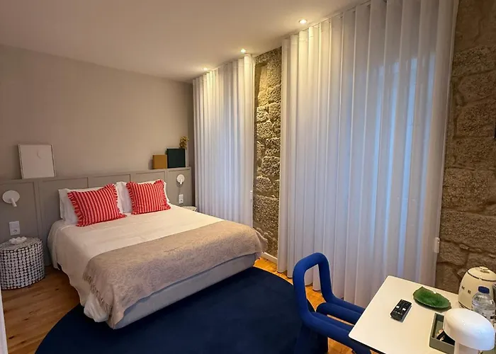 O Laranjal ギマランイス